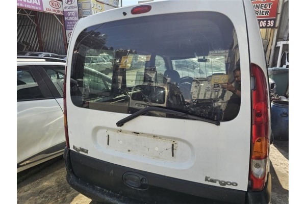 Renault Kangoo bagaj kapağı beyaz